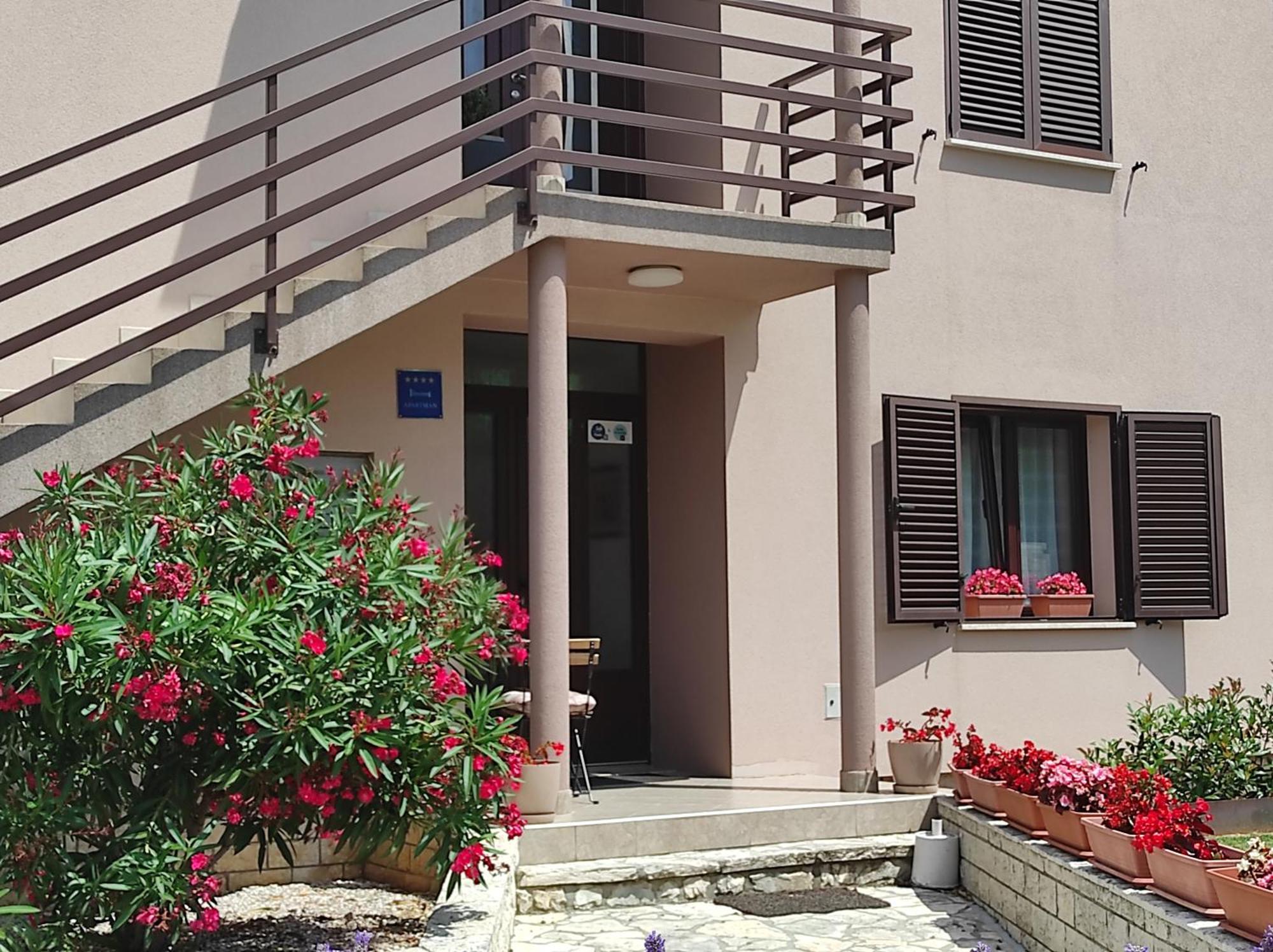 Apartman Gina Labin  Extérieur photo